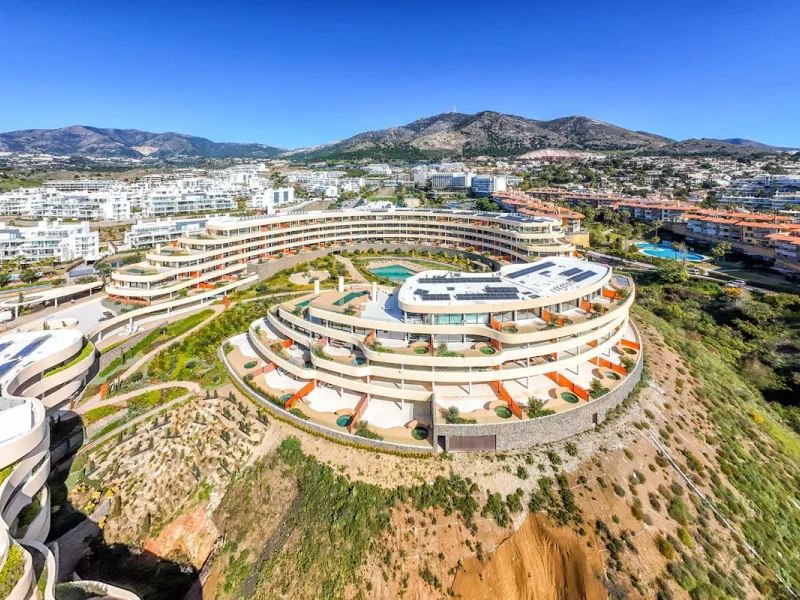 Apartment - Ground Floor Apartment в продаже в Fuengirola, Málaga. В доме 2 спален и 2 ванных комнат. Площадь дома 90 м². Площадь участка 63 м²