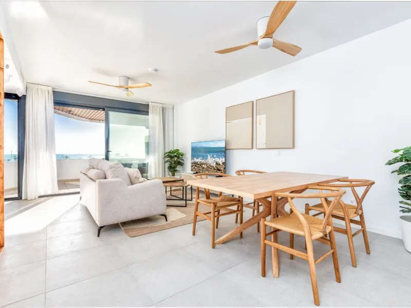 Apartment - Middle Floor Apartment в продаже в Torremolinos, Málaga. В доме 2 спален и 2 ванных комнат. Площадь дома 110 м²
