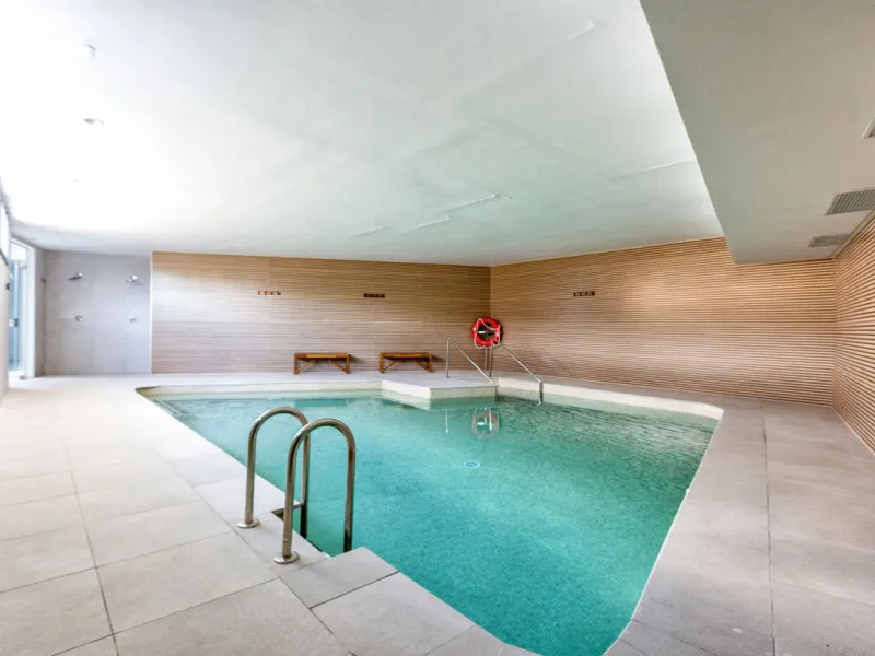 Apartment - Middle Floor Apartment в продаже в Torremolinos, Málaga. В доме 2 спален и 2 ванных комнат. Площадь дома 110 м²