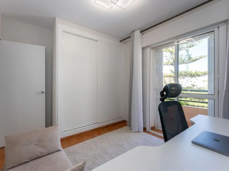 Fabulous location, fabulous house, fabulous views!!!  This semi detached newly refurbished property is located   in Artola Alta, Marbella...just a short walk into the pretty marina of Cabopino, with its luxury yachts, bars, restaurants and famous sandy be