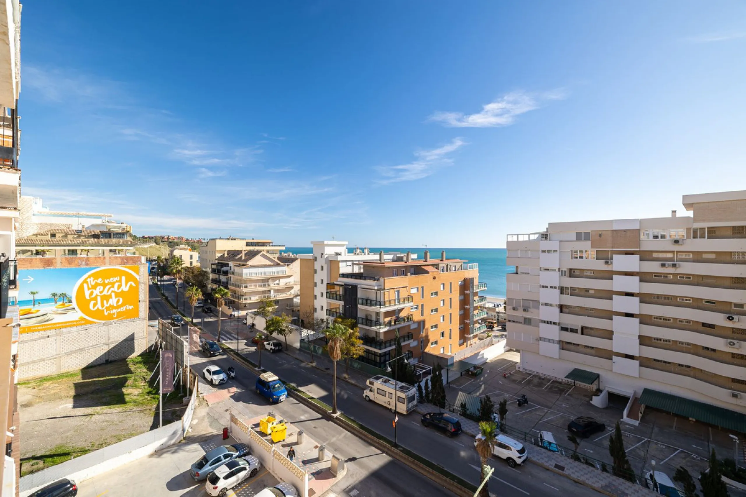 Apartment - Middle Floor Apartment в продаже в Fuengirola, Málaga. В доме 2 спален и 2 ванных комнат. Площадь дома 75 м²