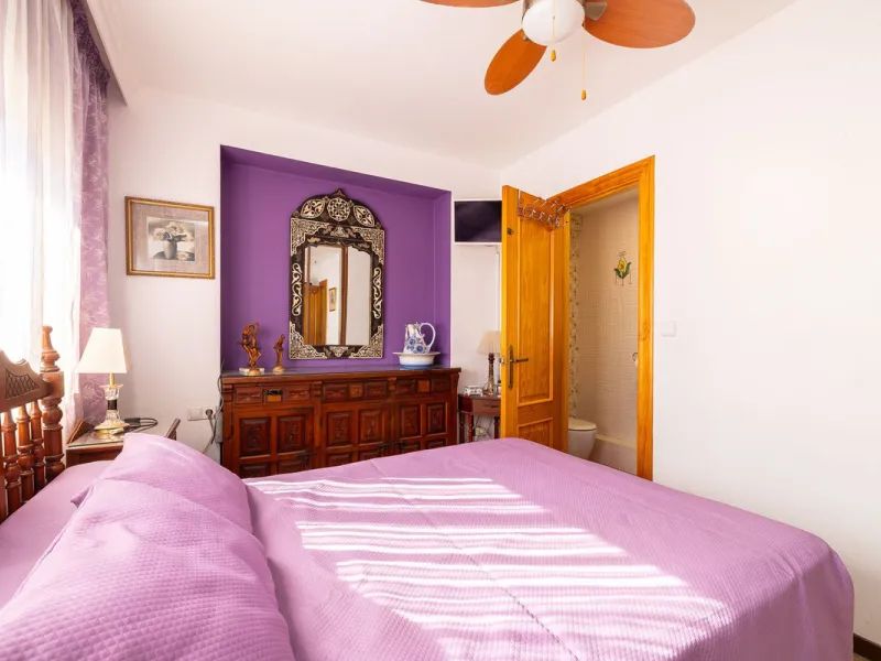 Apartment - Middle Floor Apartment в продаже в Fuengirola, Málaga. В доме 2 спален и 2 ванных комнат. Площадь дома 75 м²