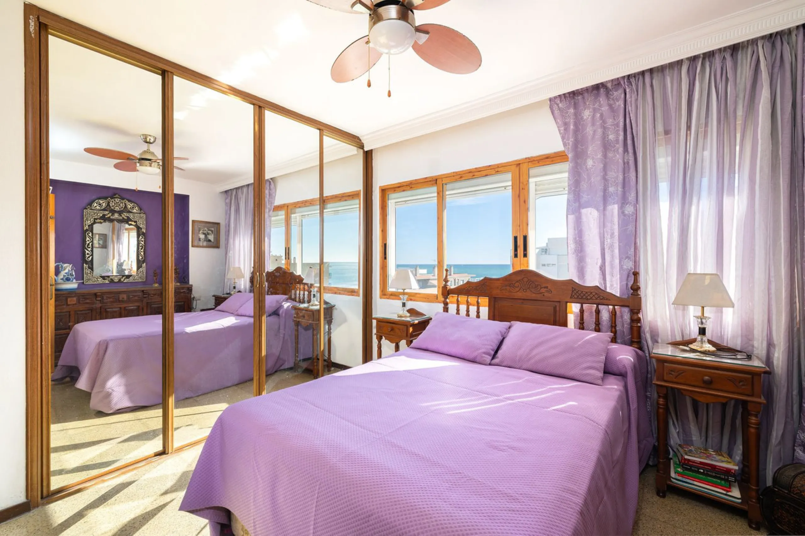 Apartment - Middle Floor Apartment в продаже в Fuengirola, Málaga. В доме 2 спален и 2 ванных комнат. Площадь дома 75 м²