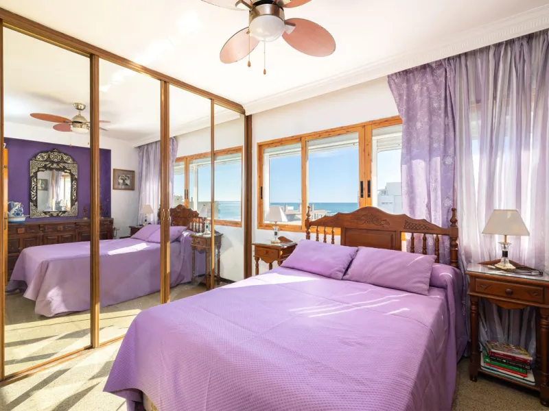 Apartment - Middle Floor Apartment в продаже в Fuengirola, Málaga. В доме 2 спален и 2 ванных комнат. Площадь дома 75 м²