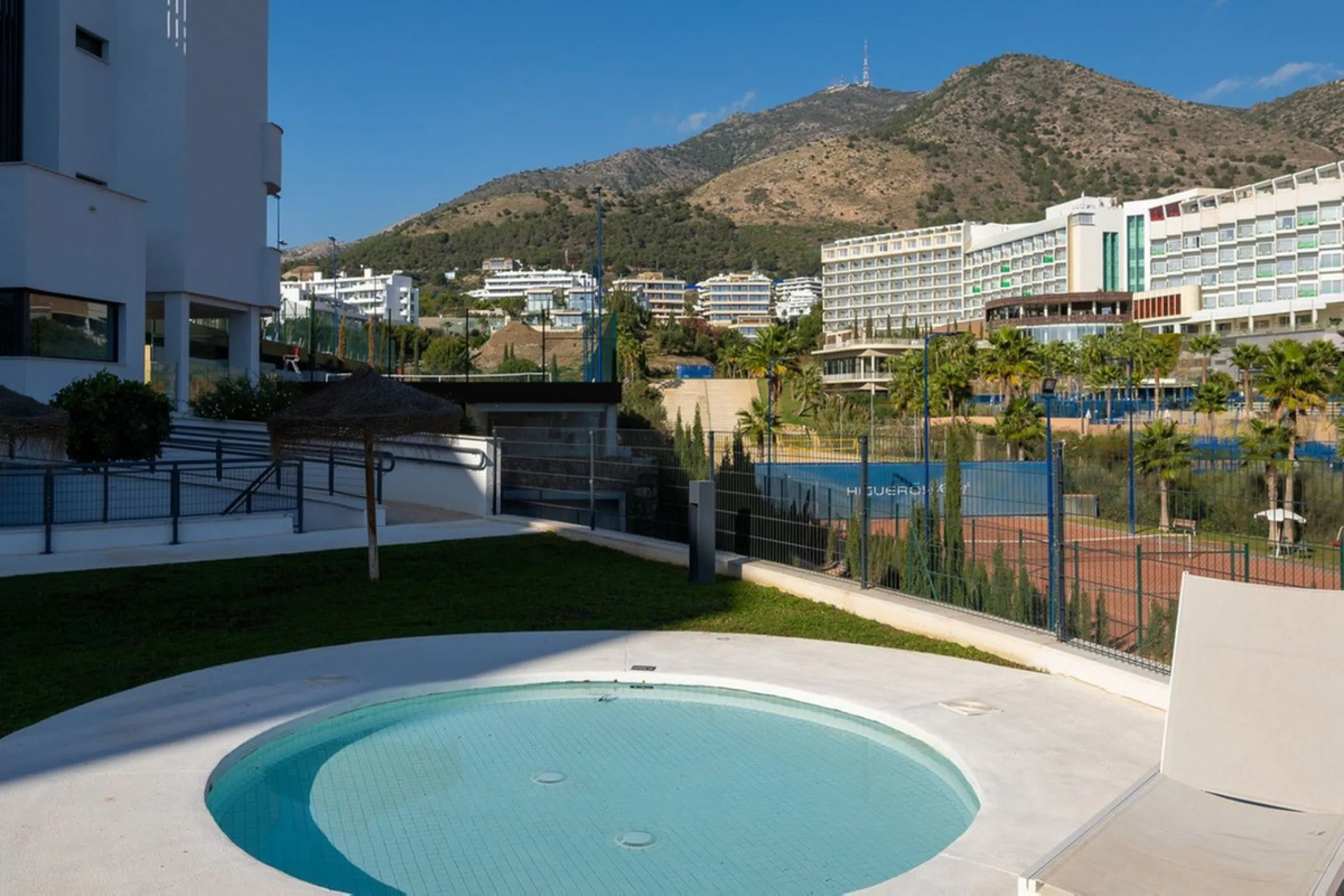 APARTMENT WITH TOURIST LICENSE.