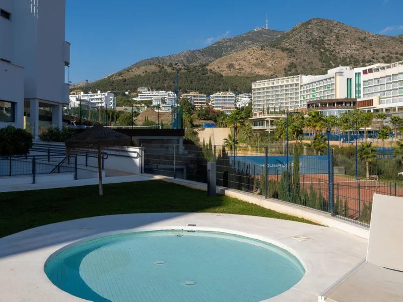 APARTMENT WITH TOURIST LICENSE.