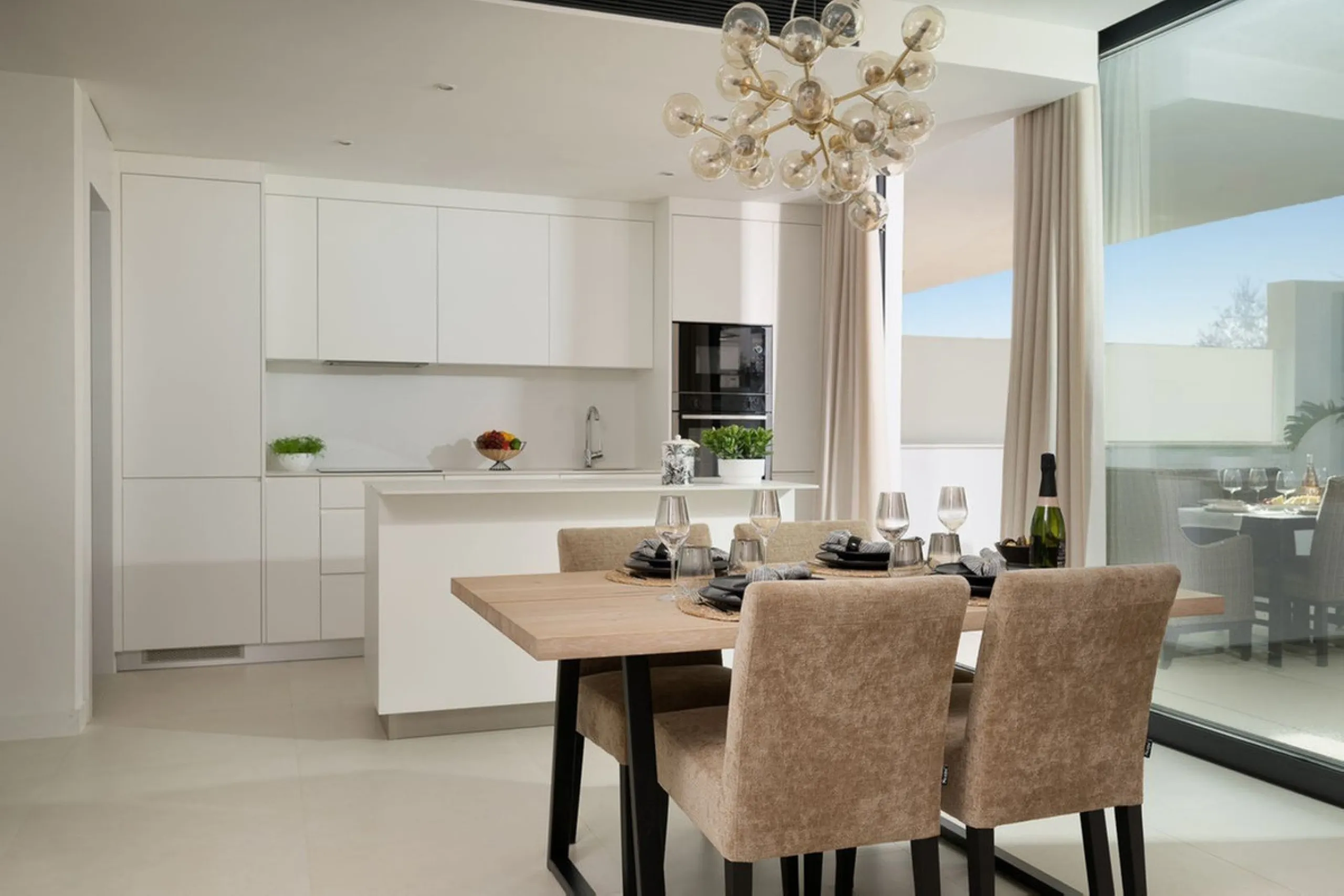 APARTMENT WITH TOURIST LICENSE.
