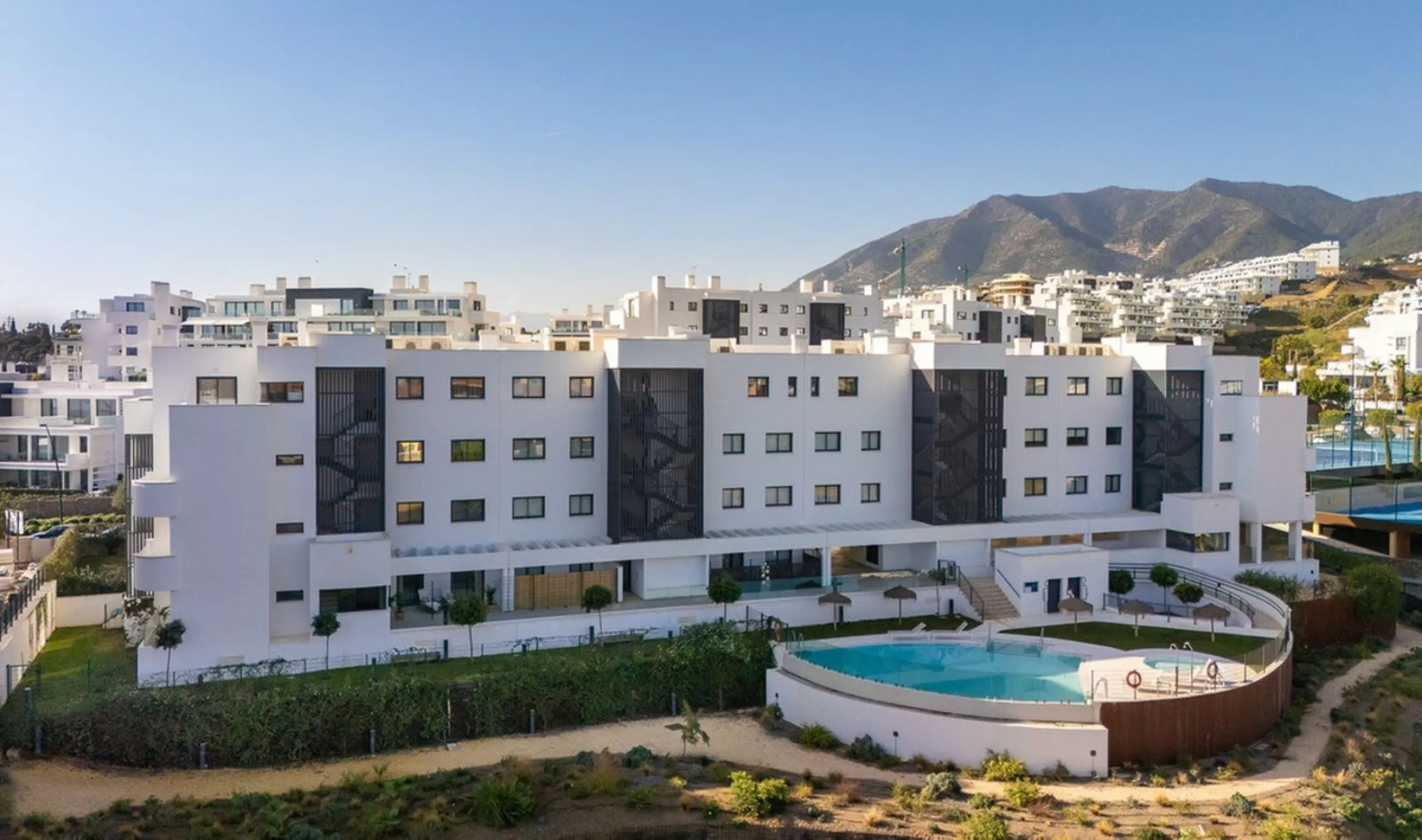 APARTMENT WITH TOURIST LICENSE.