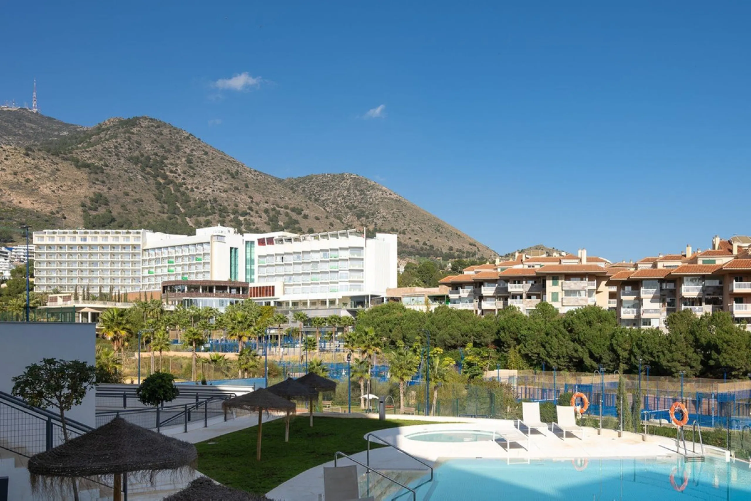 APARTMENT WITH TOURIST LICENSE.