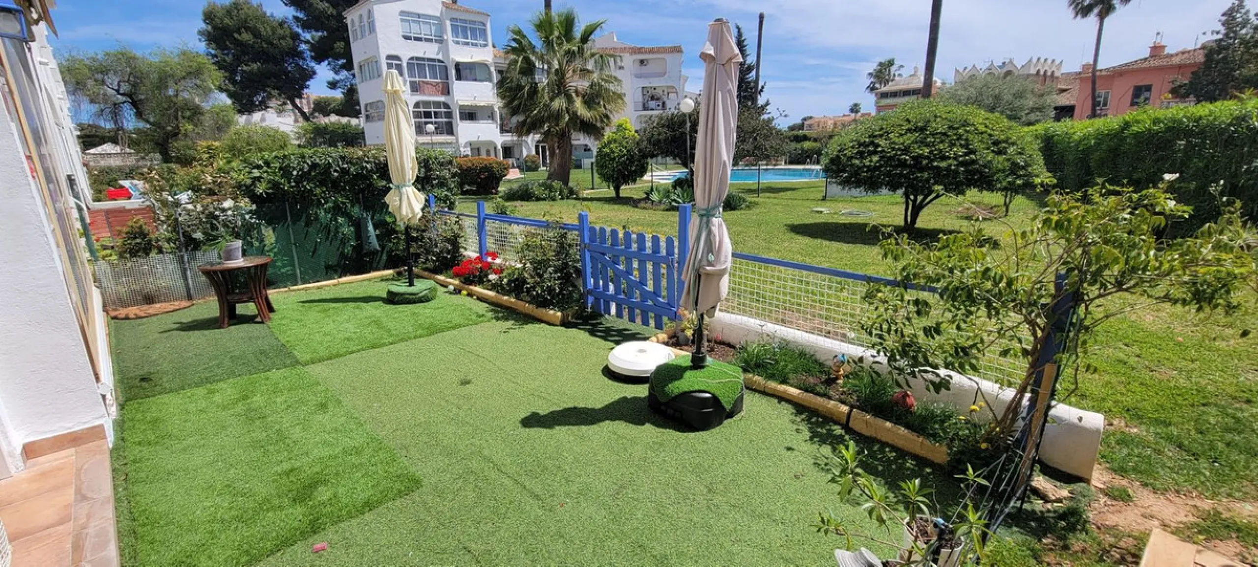 Apartment - Ground Floor Apartment в продаже в Mijas, Málaga. В доме 2 спален и 1 ванных комнат. Площадь дома 120 м². Площадь участка 20 м²