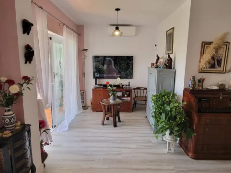 Apartment - Ground Floor Apartment в продаже в Mijas, Málaga. В доме 2 спален и 1 ванных комнат. Площадь дома 120 м². Площадь участка 20 м²