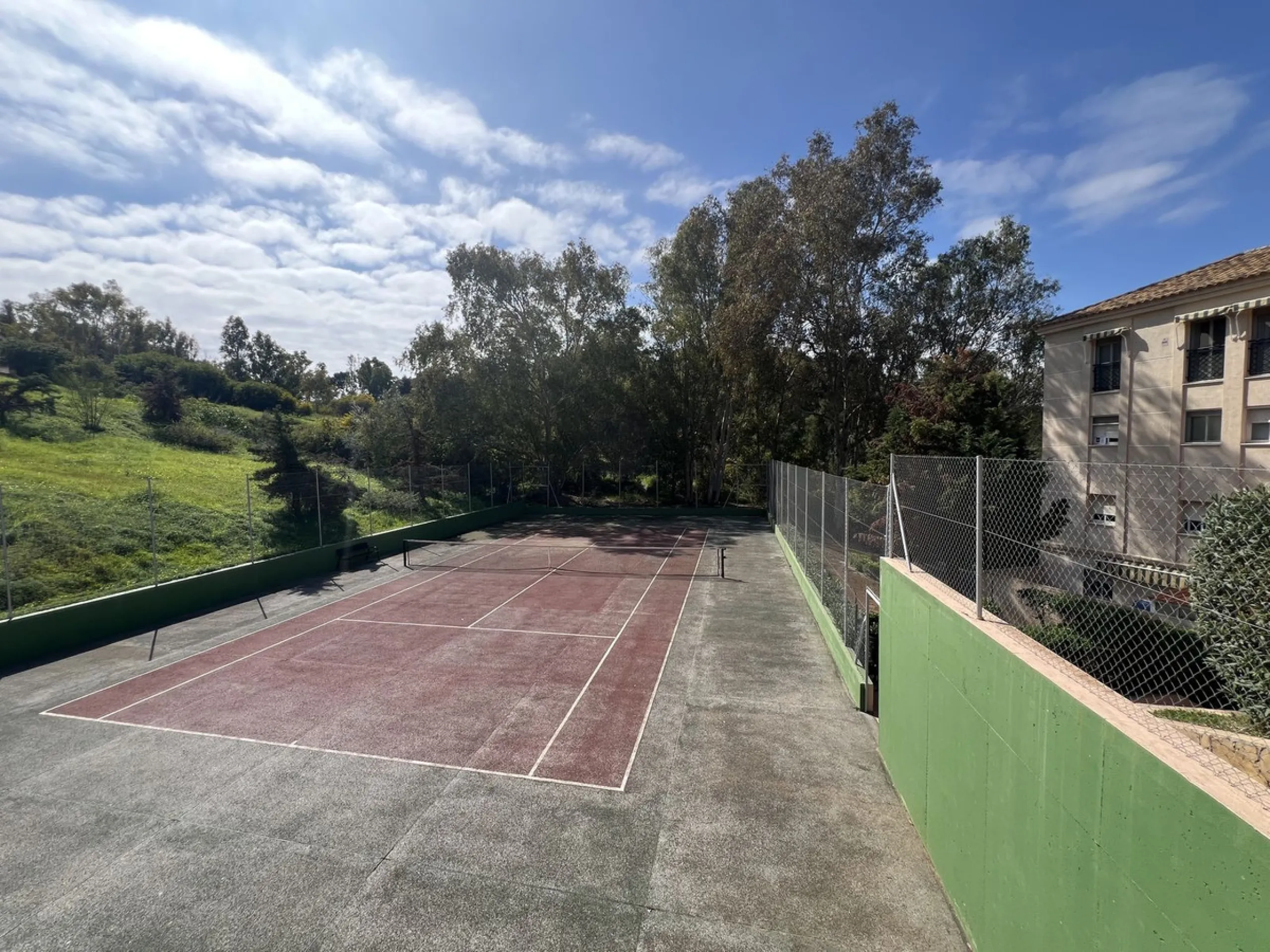 Apartment - Middle Floor Apartment в продаже в Málaga, Málaga. В доме 2 спален и 2 ванных комнат. Площадь дома 123 м²