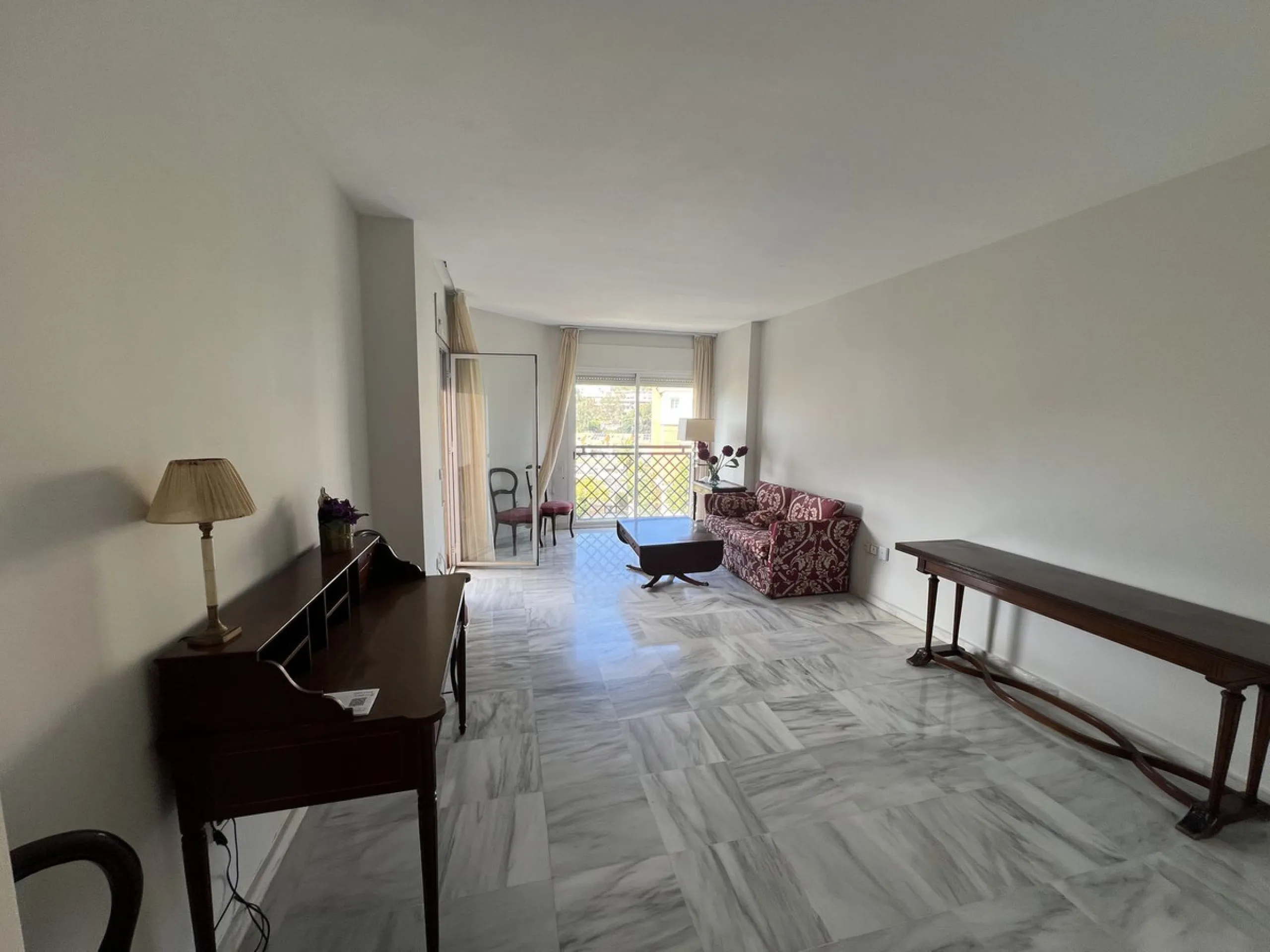 Apartment - Middle Floor Apartment в продаже в Málaga, Málaga. В доме 2 спален и 2 ванных комнат. Площадь дома 123 м²