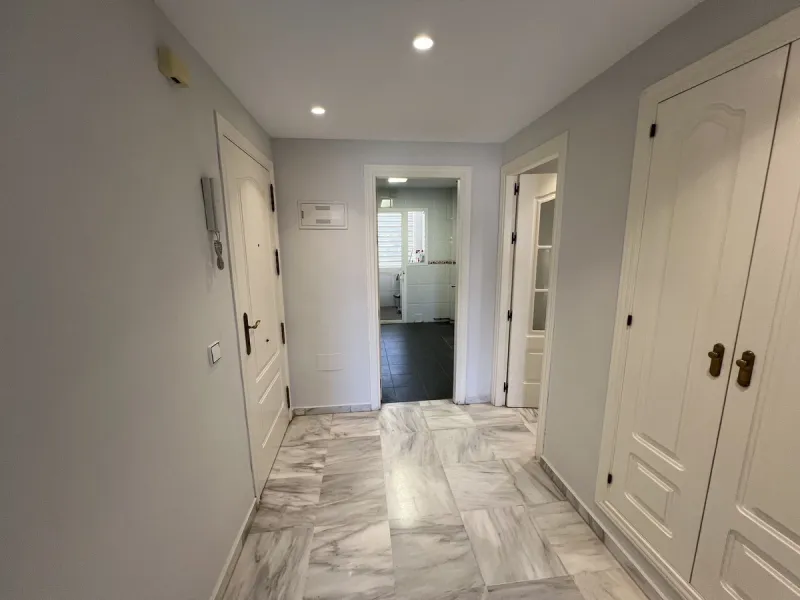 Apartment - Middle Floor Apartment в продаже в Málaga, Málaga. В доме 2 спален и 2 ванных комнат. Площадь дома 123 м²