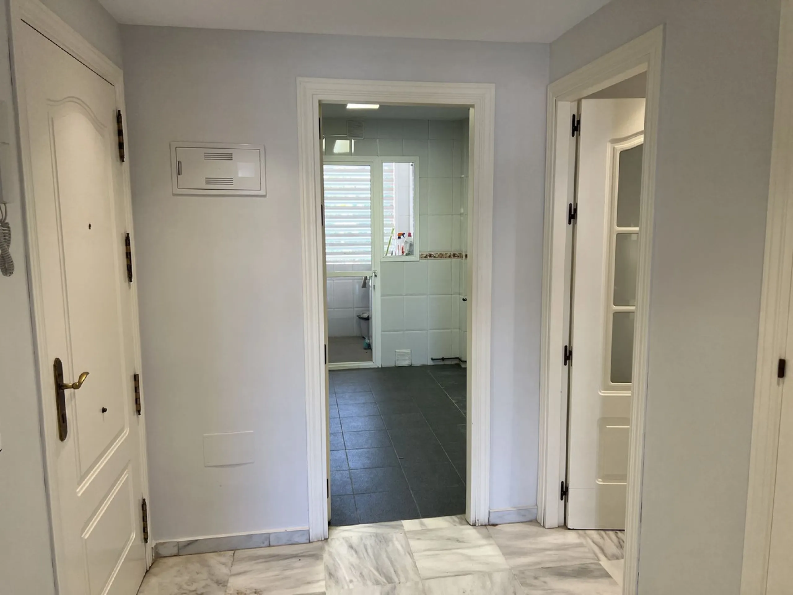Apartment - Middle Floor Apartment в продаже в Málaga, Málaga. В доме 2 спален и 2 ванных комнат. Площадь дома 123 м²