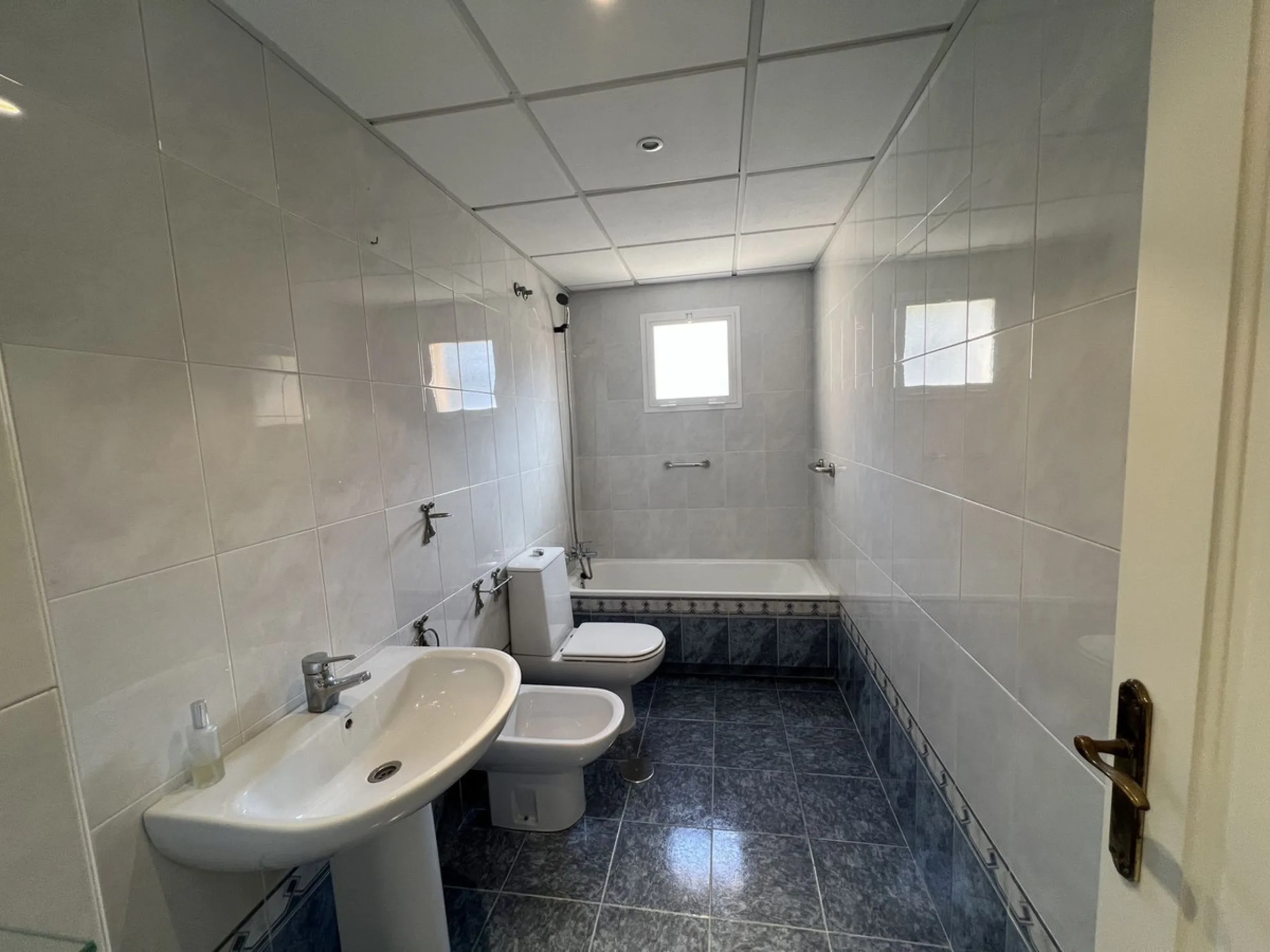 Apartment - Middle Floor Apartment в продаже в Málaga, Málaga. В доме 2 спален и 2 ванных комнат. Площадь дома 123 м²