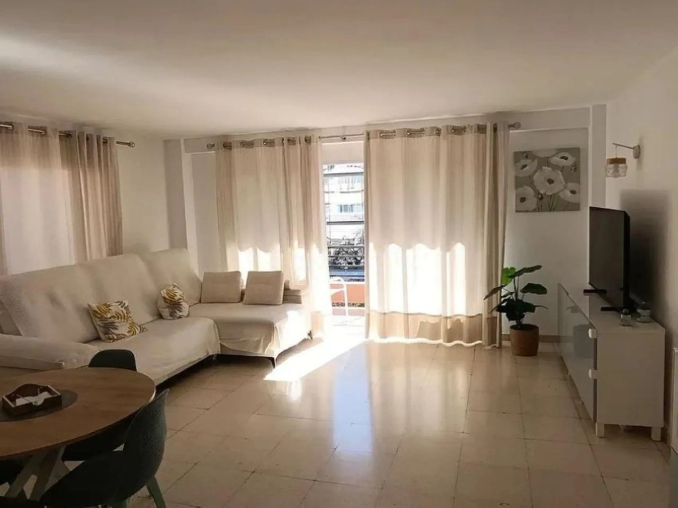 Middle Floor Apartment, Marbella, Costa del Sol.