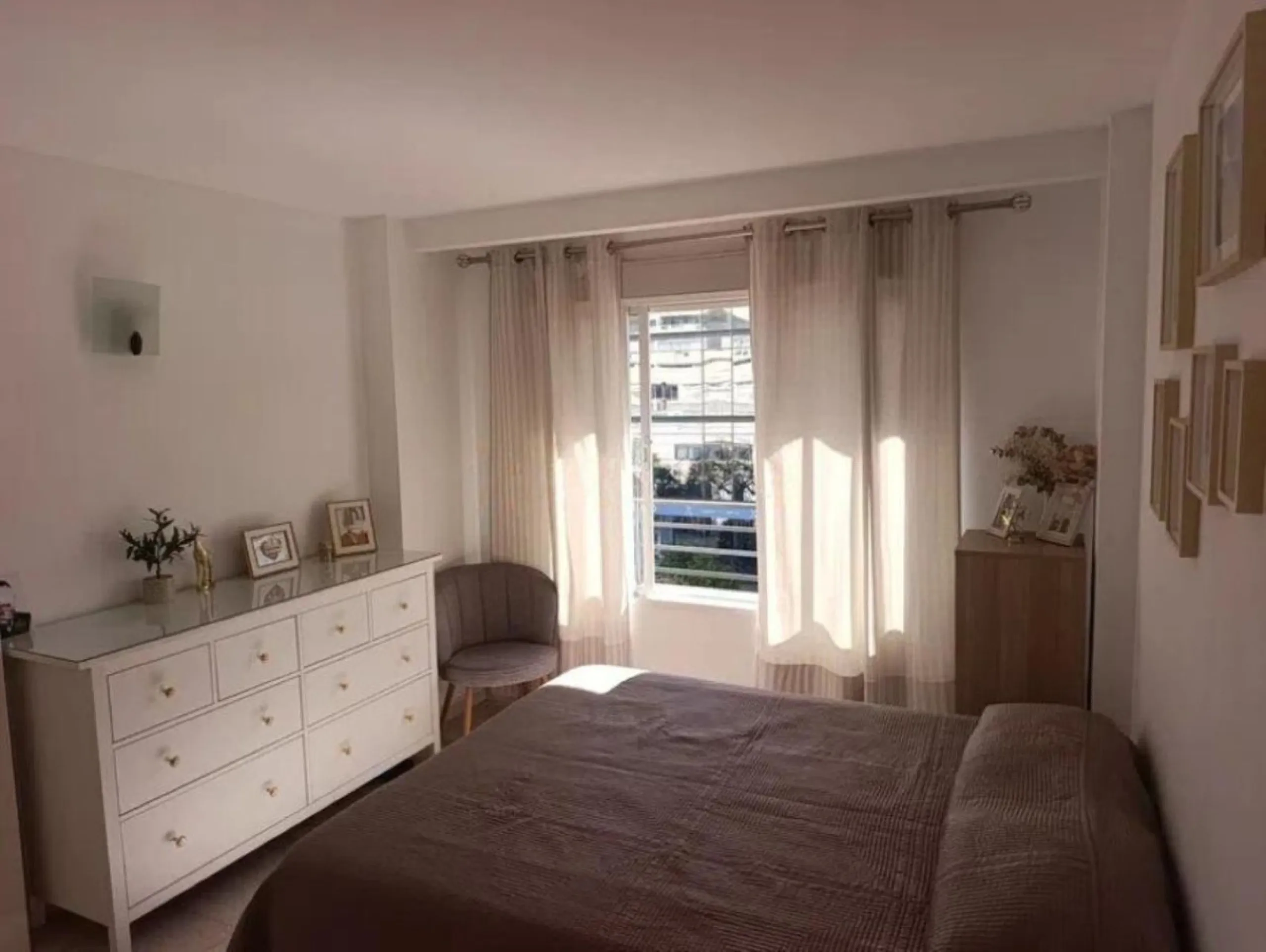 Middle Floor Apartment, Marbella, Costa del Sol.