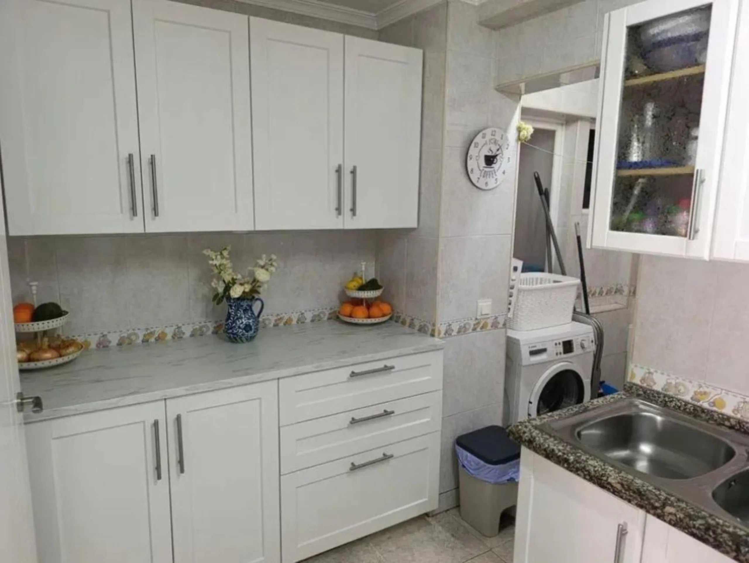 Middle Floor Apartment, Marbella, Costa del Sol.