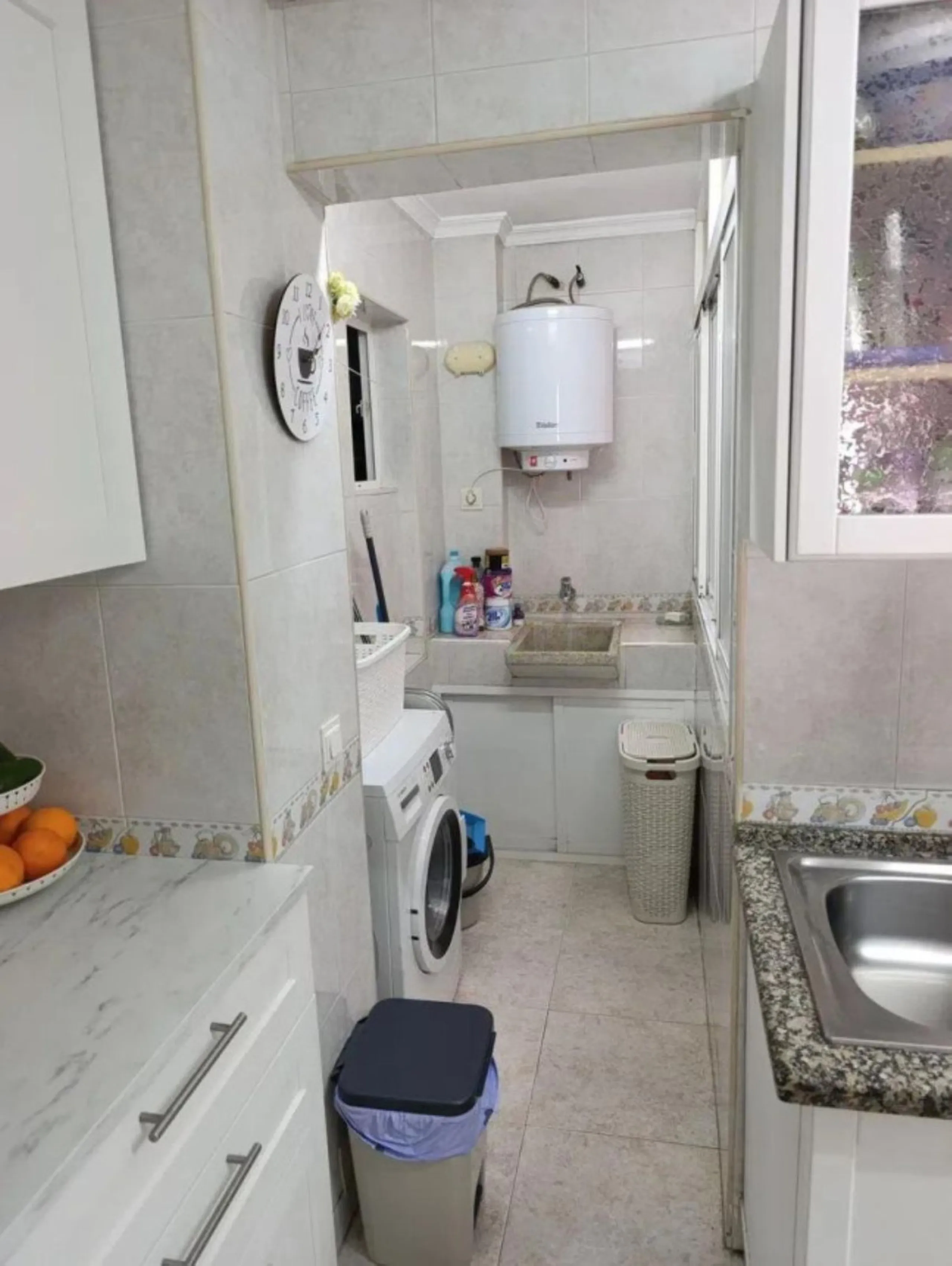 Middle Floor Apartment, Marbella, Costa del Sol.