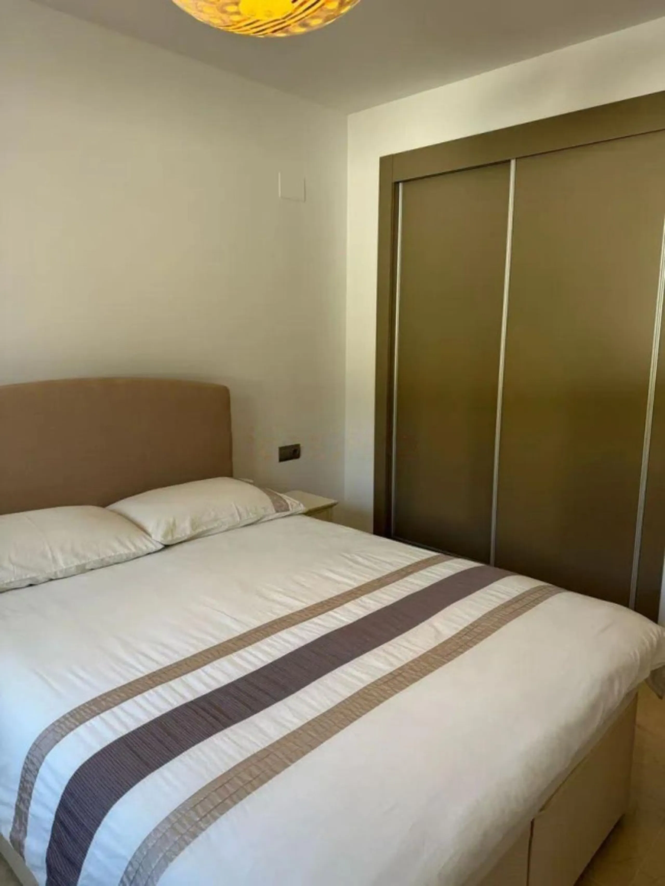 Stunning corner first-floor apartment with superb sea and mountain views, located in the protected area of La Mairena (UNESCO Biosphere Reserve) on the hills above Elviria.