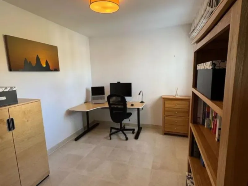 Stunning corner first-floor apartment with superb sea and mountain views, located in the protected area of La Mairena (UNESCO Biosphere Reserve) on the hills above Elviria.
