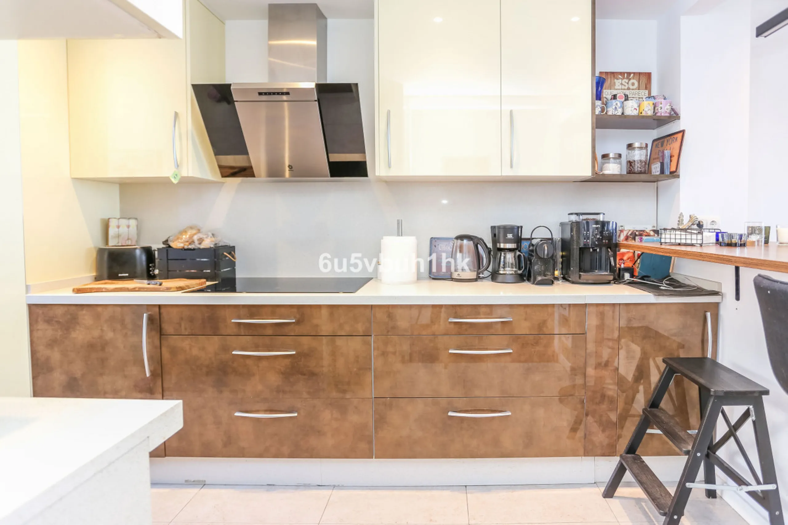 House - Townhouse в продаже в Benalmadena, Málaga. В доме 4 спален и 3 ванных комнат. Площадь дома 200 м². Площадь участка 200 м²