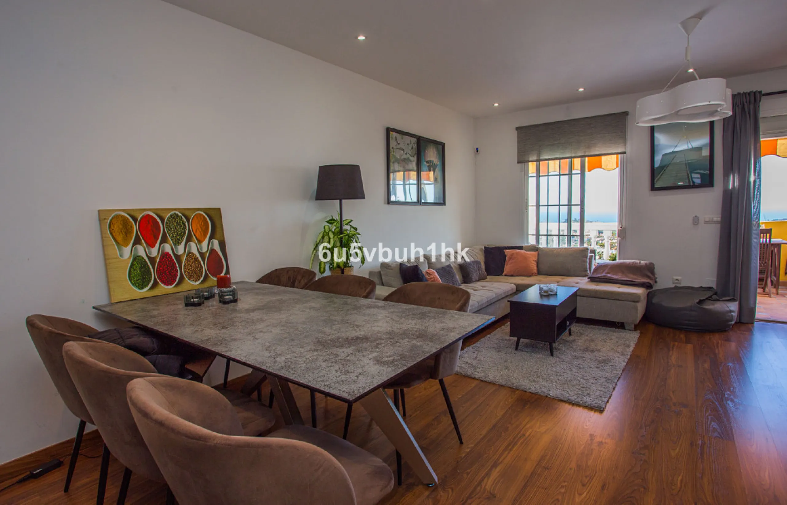 House - Townhouse в продаже в Benalmadena, Málaga. В доме 4 спален и 3 ванных комнат. Площадь дома 200 м². Площадь участка 200 м²