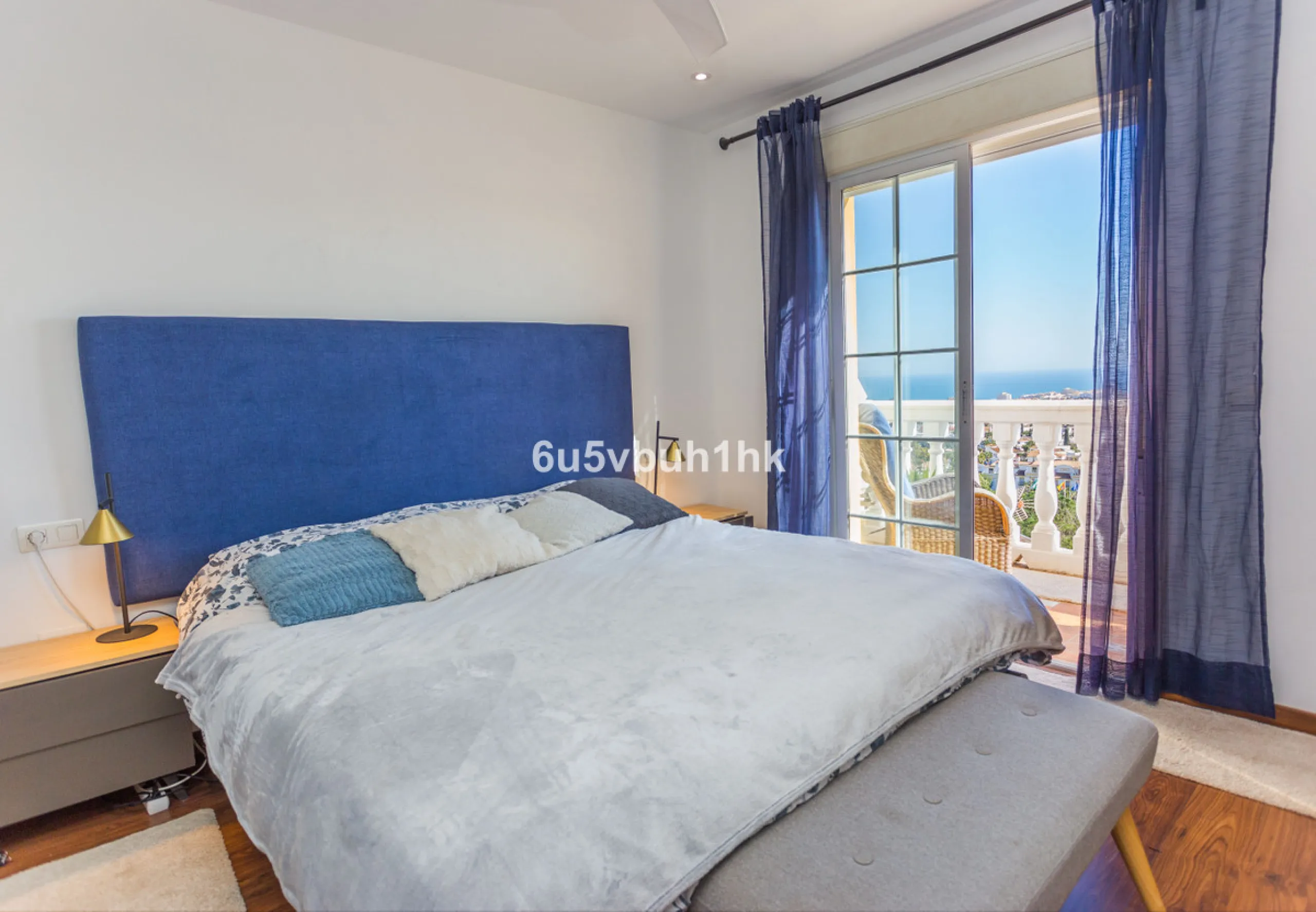 House - Townhouse в продаже в Benalmadena, Málaga. В доме 4 спален и 3 ванных комнат. Площадь дома 200 м². Площадь участка 200 м²