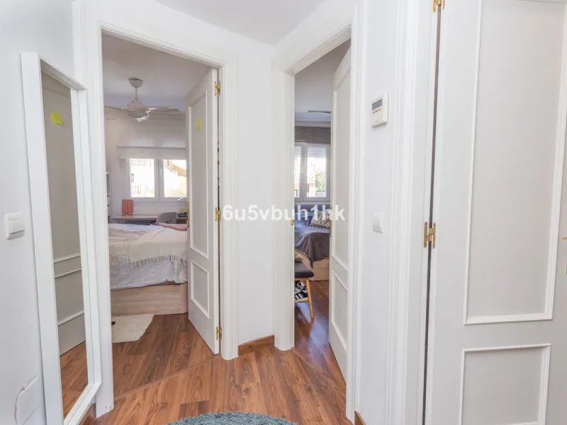 House - Townhouse в продаже в Benalmadena, Málaga. В доме 4 спален и 3 ванных комнат. Площадь дома 200 м². Площадь участка 200 м²
