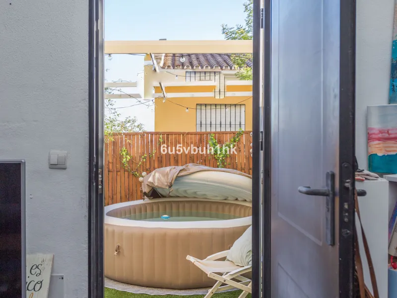 House - Townhouse в продаже в Benalmadena, Málaga. В доме 4 спален и 3 ванных комнат. Площадь дома 200 м². Площадь участка 200 м²