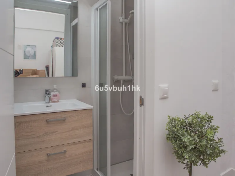 House - Townhouse в продаже в Benalmadena, Málaga. В доме 4 спален и 3 ванных комнат. Площадь дома 200 м². Площадь участка 200 м²