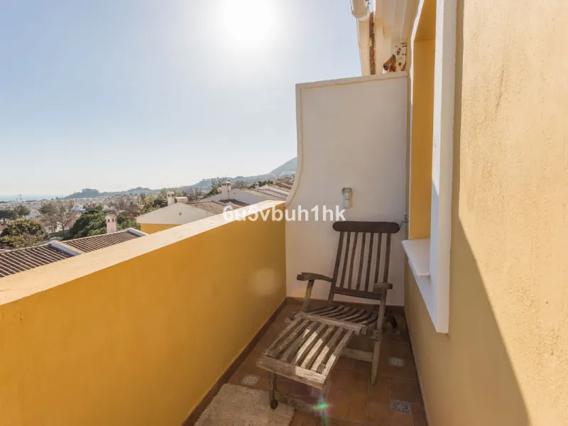House - Townhouse в продаже в Benalmadena, Málaga. В доме 4 спален и 3 ванных комнат. Площадь дома 200 м². Площадь участка 200 м²