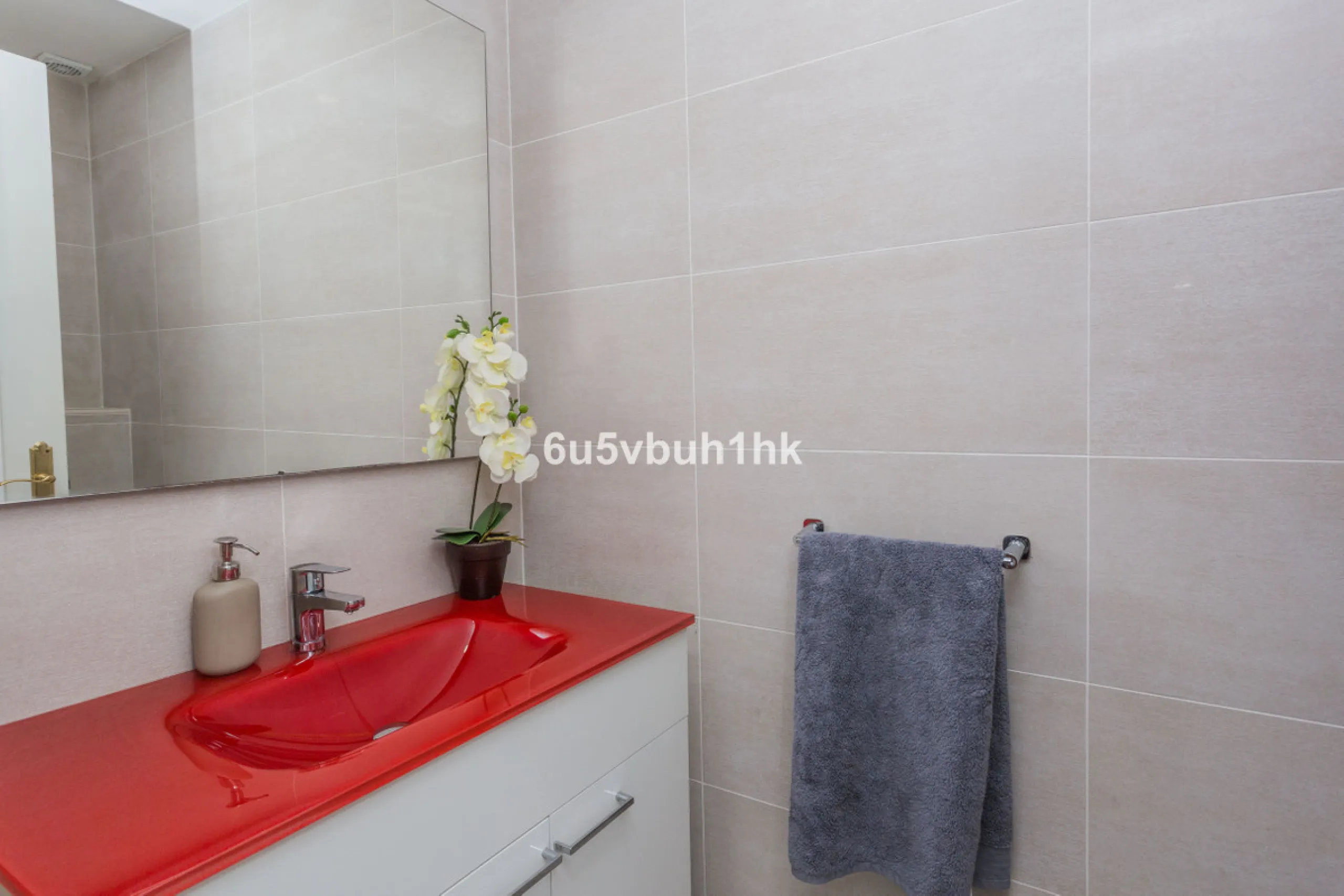 House - Townhouse в продаже в Benalmadena, Málaga. В доме 4 спален и 3 ванных комнат. Площадь дома 200 м². Площадь участка 200 м²