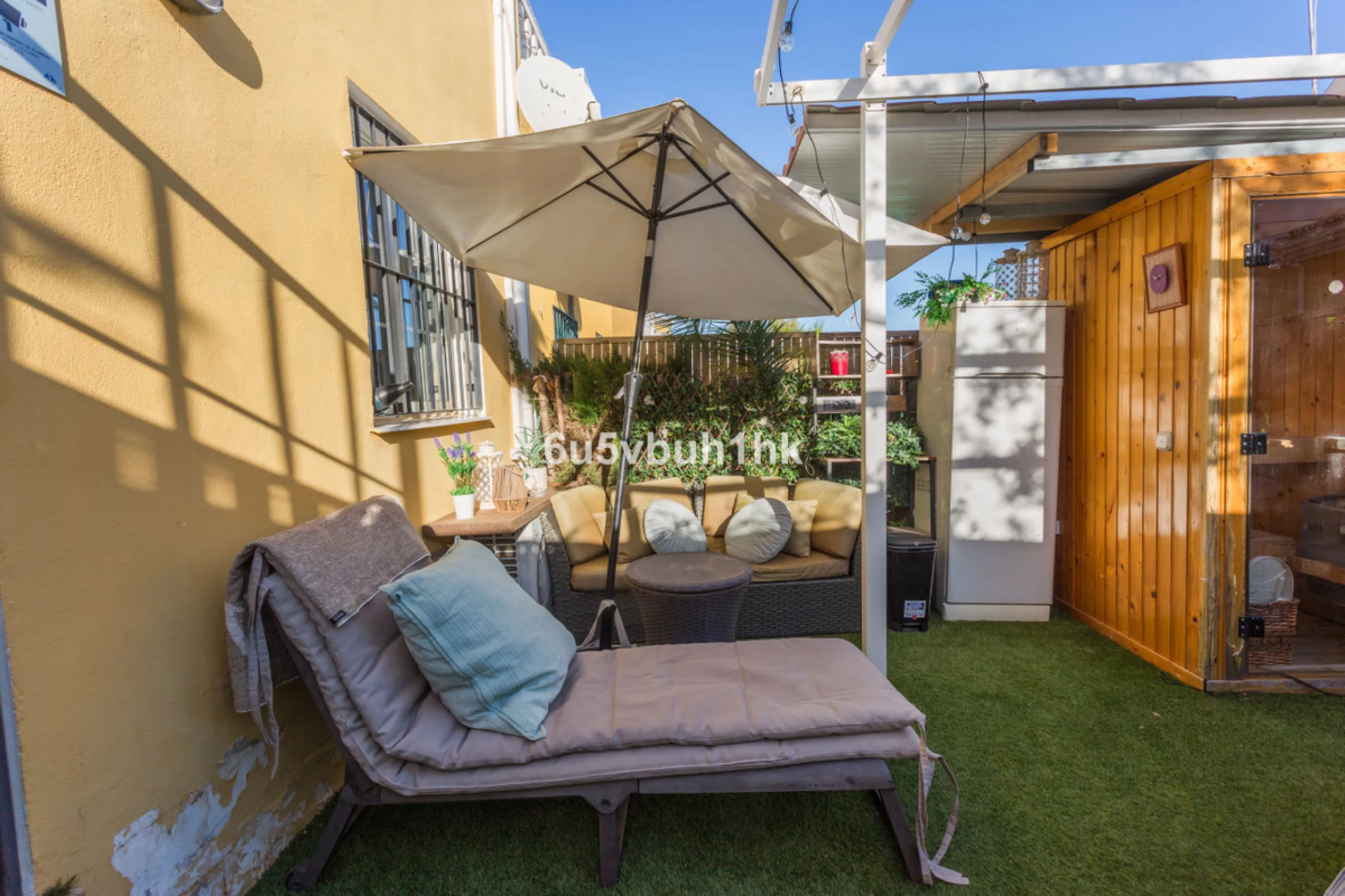 House - Townhouse в продаже в Benalmadena, Málaga. В доме 4 спален и 3 ванных комнат. Площадь дома 200 м². Площадь участка 200 м²