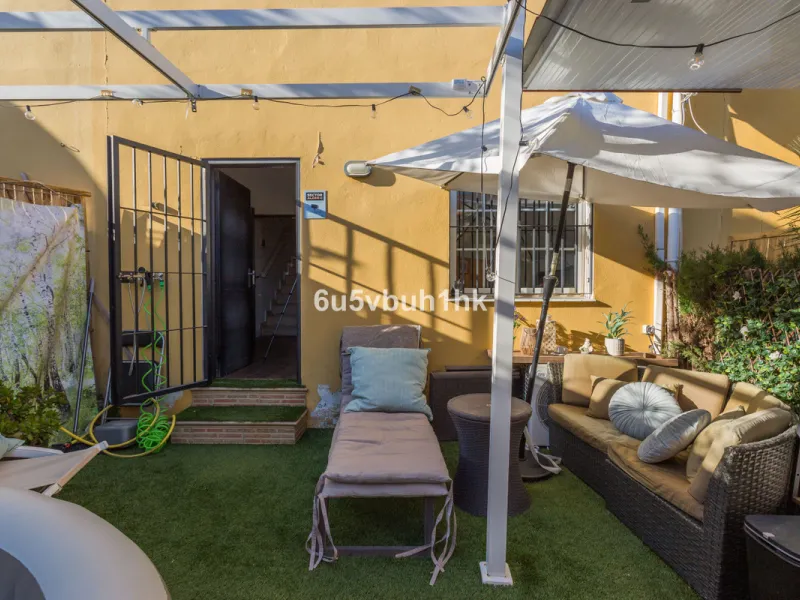 House - Townhouse в продаже в Benalmadena, Málaga. В доме 4 спален и 3 ванных комнат. Площадь дома 200 м². Площадь участка 200 м²