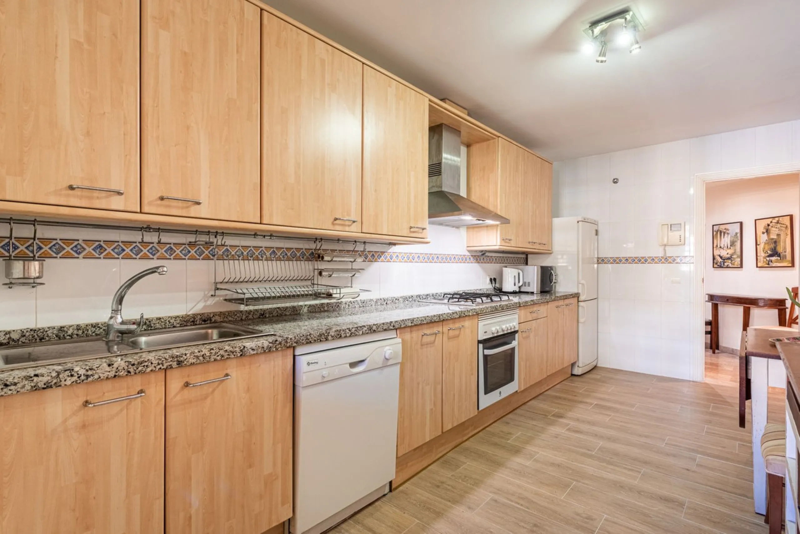 Beachside Apartment in the Heart of San Pedro!
