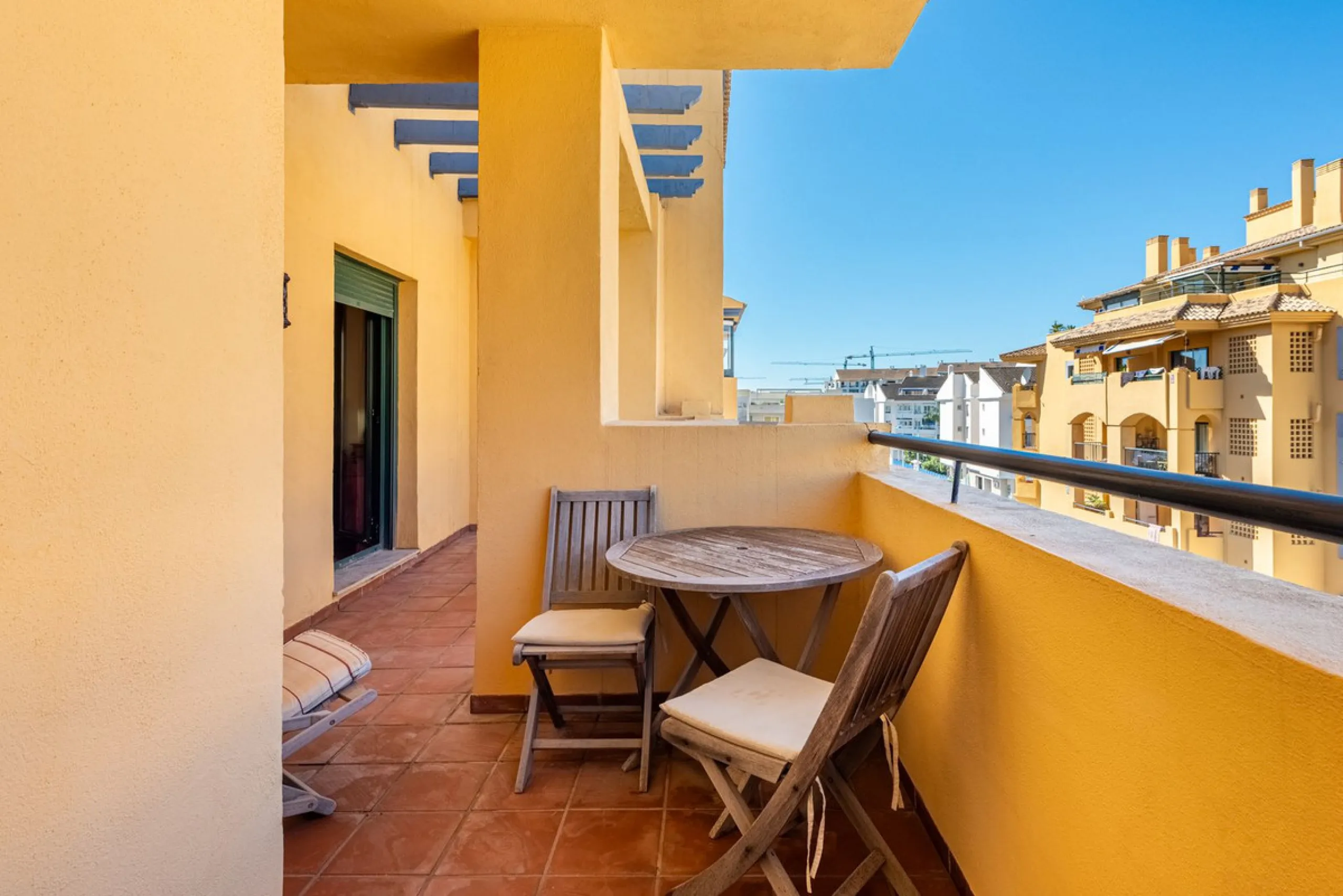 Beachside Apartment in the Heart of San Pedro!
