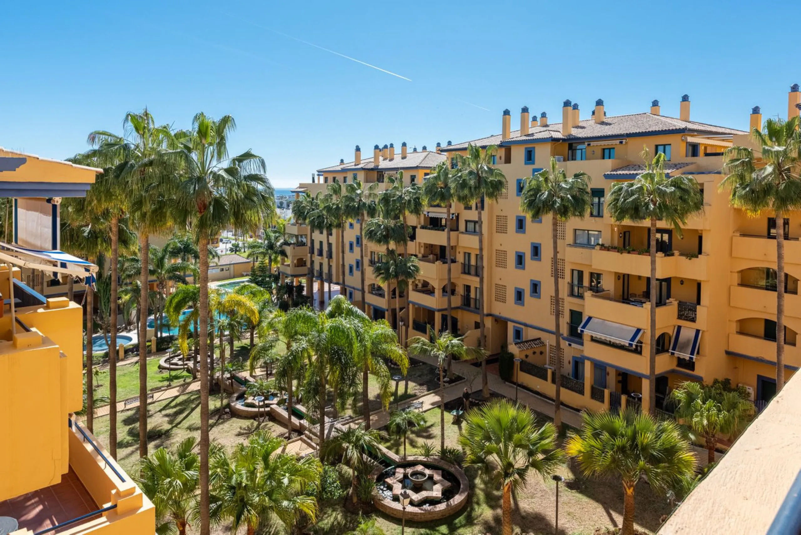 Beachside Apartment in the Heart of San Pedro!