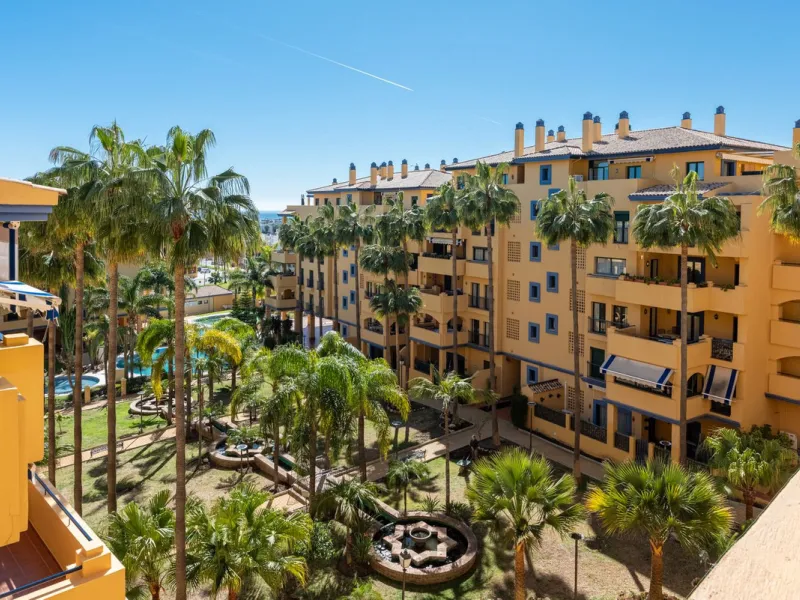 Beachside Apartment in the Heart of San Pedro!
