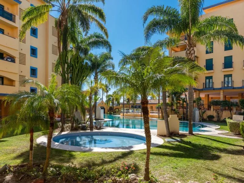 Beachside Apartment in the Heart of San Pedro!