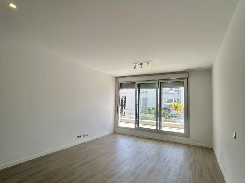 3-Bedroom Apartment in Le Mirage, Cancelada