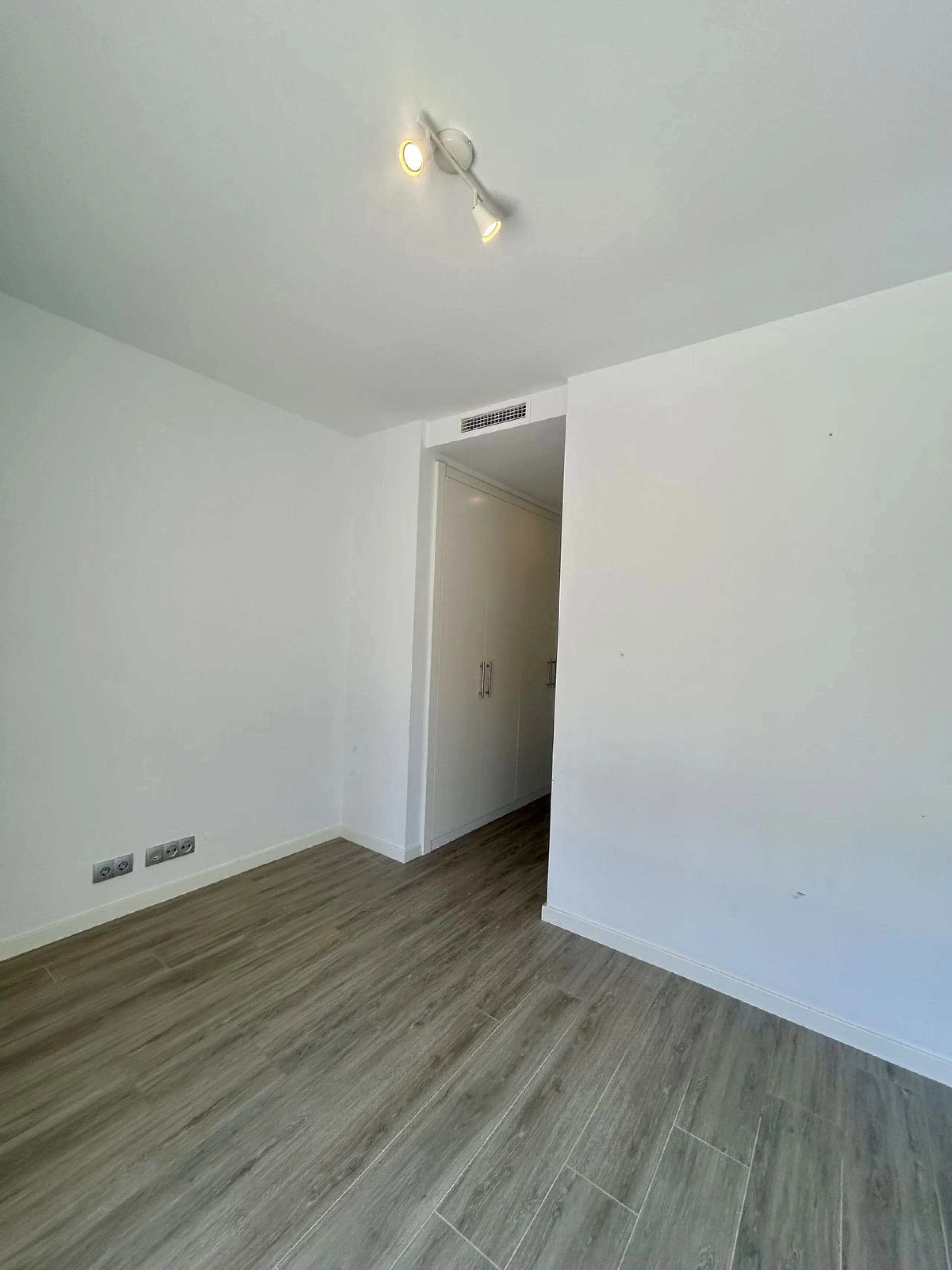 3-Bedroom Apartment in Le Mirage, Cancelada