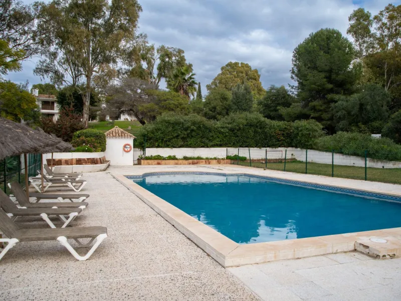 This unique duplex townhouse is located in the sought-after area of Nueva Atalaya (Estepona), within an exclusive residential complex of just 24 homes, offering privacy, tranquility, and a strong sense of community.