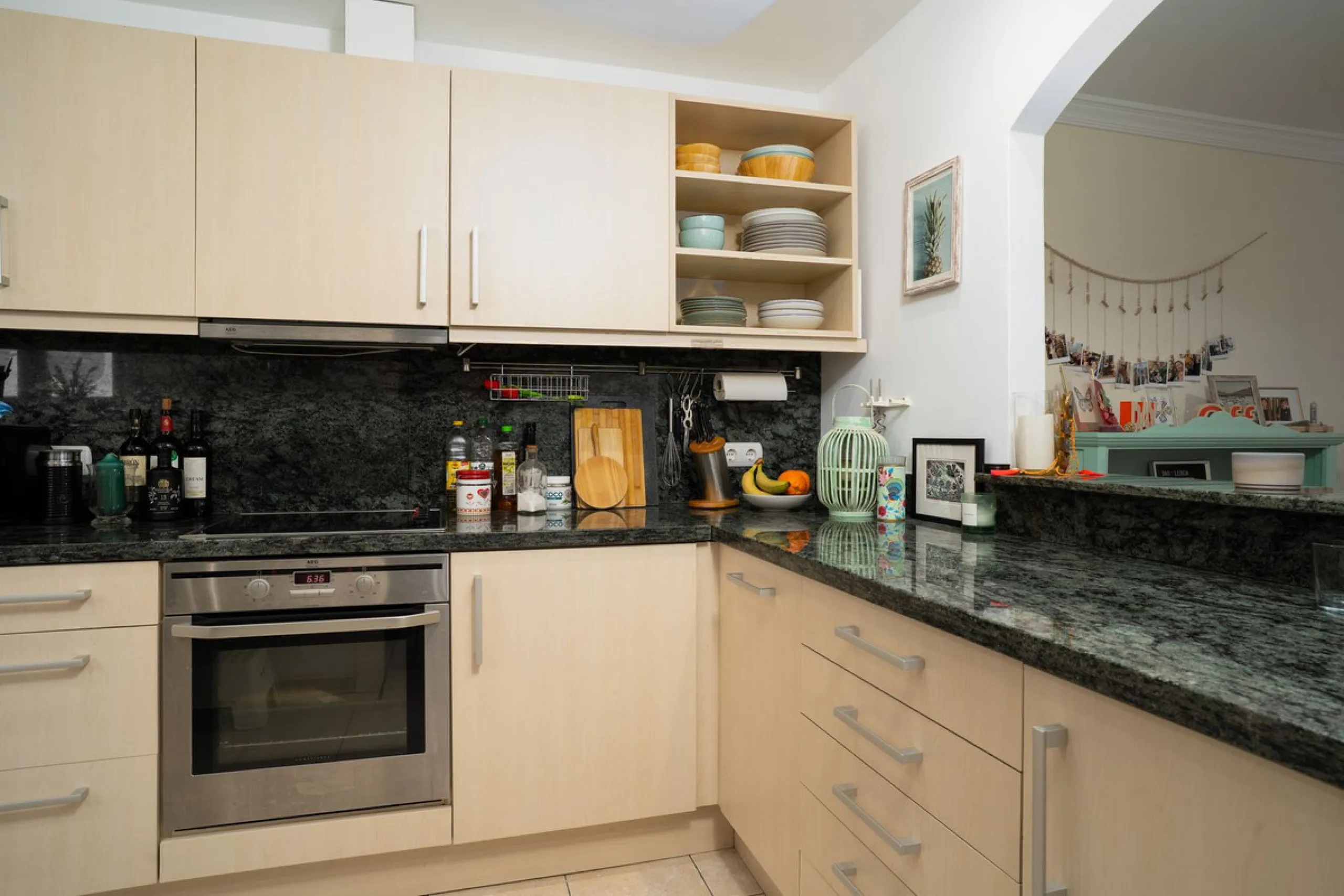This unique duplex townhouse is located in the sought-after area of Nueva Atalaya (Estepona), within an exclusive residential complex of just 24 homes, offering privacy, tranquility, and a strong sense of community.