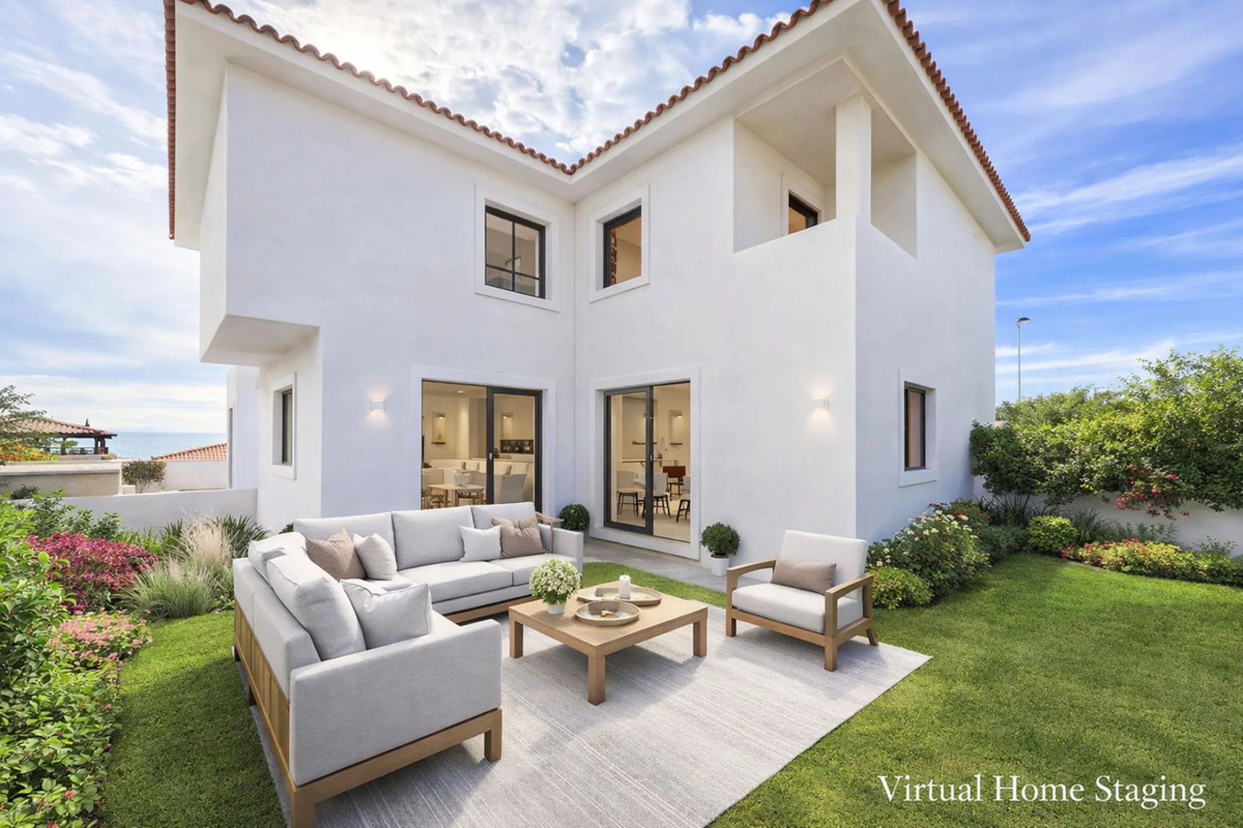 SEMI-DETACHED HOUSE WITH SEA VIEWS AND GREAT POTENTIAL IN LA DUQUESA