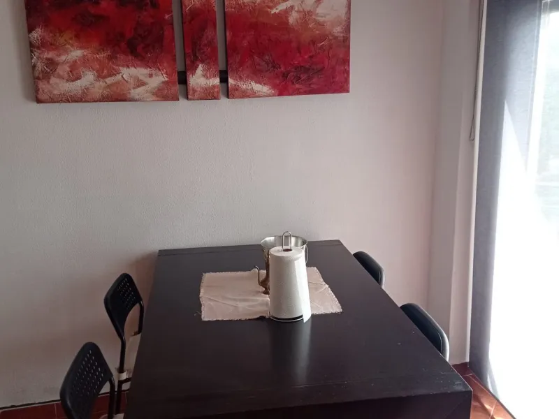 Apartment with 68 m²  2 bedrooms  just 5 minutes from the center of Marbella in the Mirador Padel Club area. It comprises a living room with direct access to a south-east facing terrace, 2 bedrooms, 1 bathroom, and a fully equipped kitchen. It is very wel