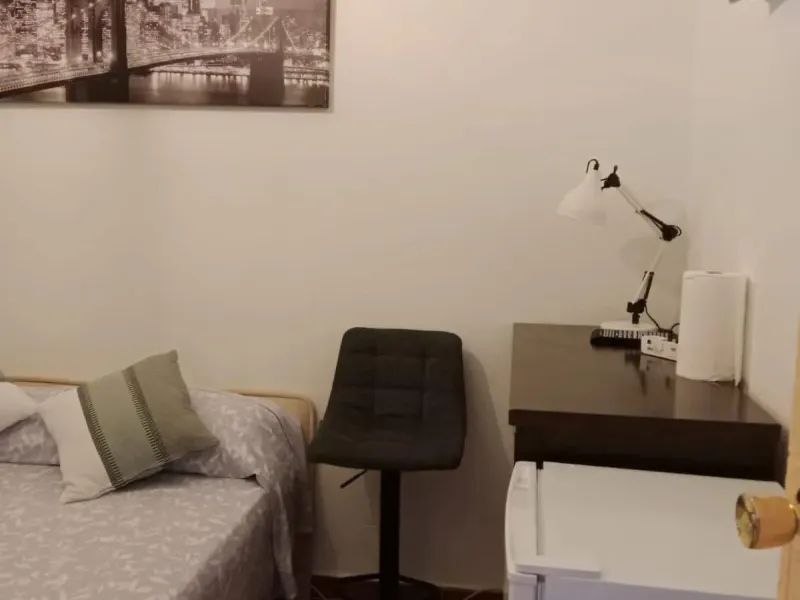 Apartment with 68 m²  2 bedrooms  just 5 minutes from the center of Marbella in the Mirador Padel Club area. It comprises a living room with direct access to a south-east facing terrace, 2 bedrooms, 1 bathroom, and a fully equipped kitchen. It is very wel