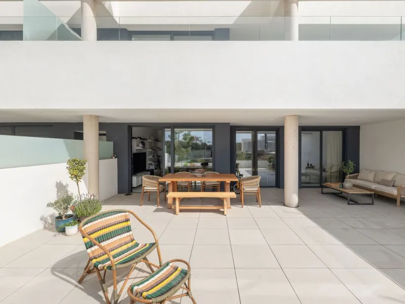 Modern Luxury Ground Floor Apartment