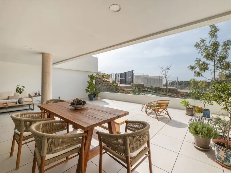 Modern Luxury Ground Floor Apartment